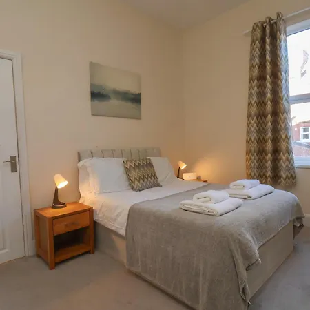 4 Normanby Terrace *