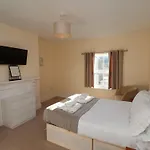 4 Normanby Terrace *