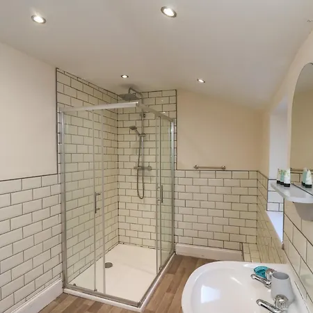 Ferienhaus 4 Normanby Terrace